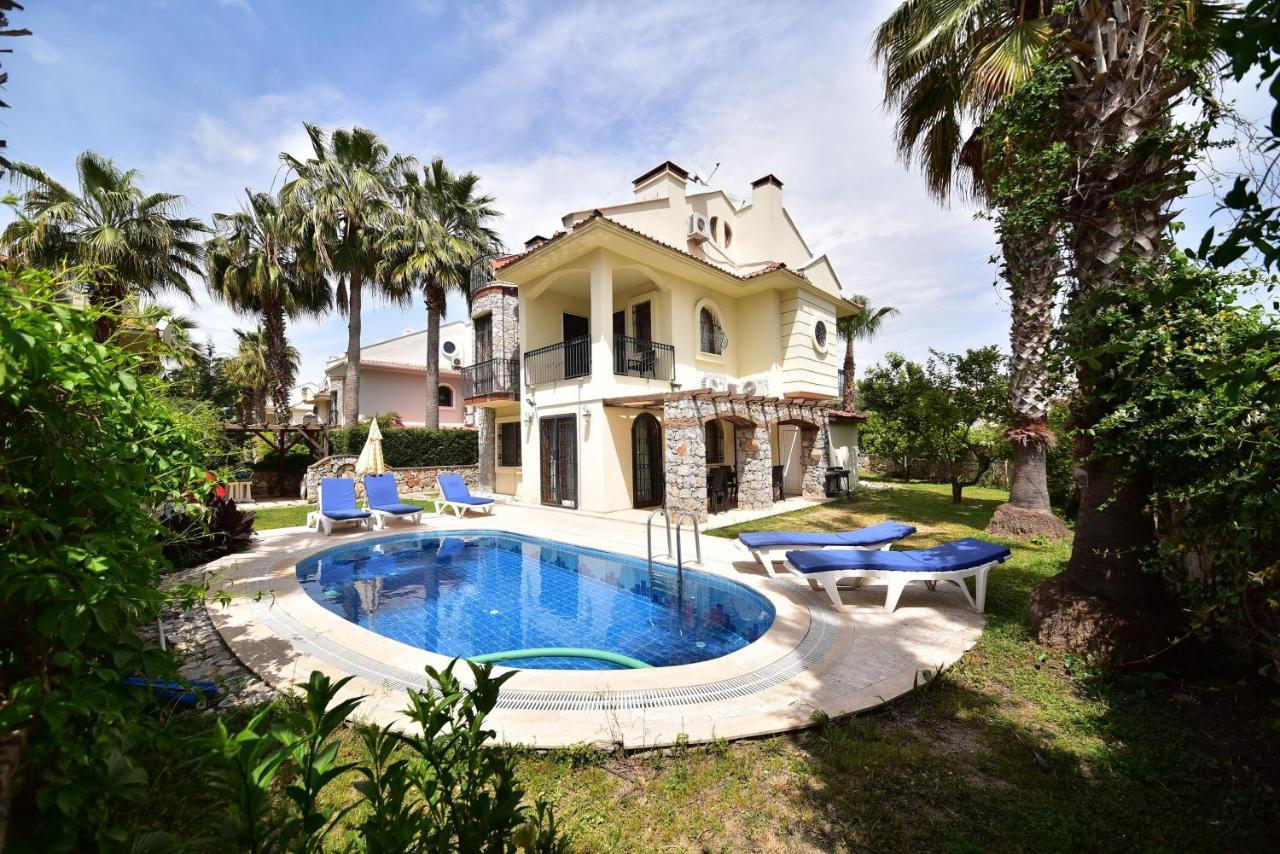 Villa Phoenix Фетие Екстериор снимка