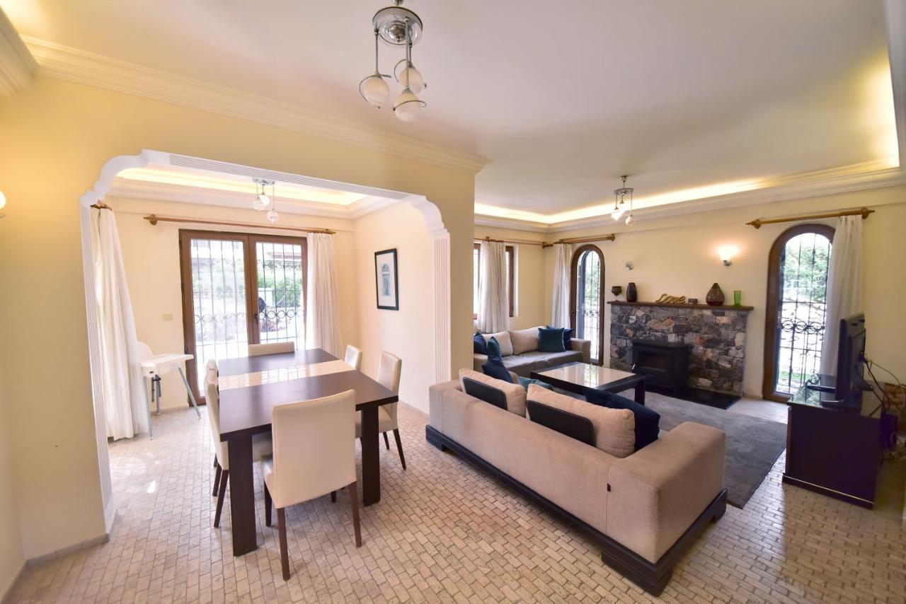 Villa Phoenix Фетие Екстериор снимка