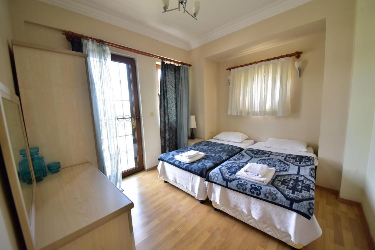 Villa Phoenix Фетие Екстериор снимка